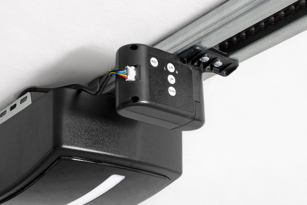 Okos garázskapu alapáron? Az INFINITI-vel lehetséges